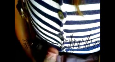 jav meguri Một tên trộm ôm quay lén gái tắm cảnh sát.